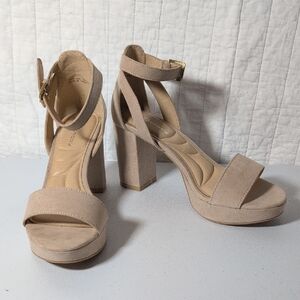 CL by Laundry Go On 2 Dress Sandal